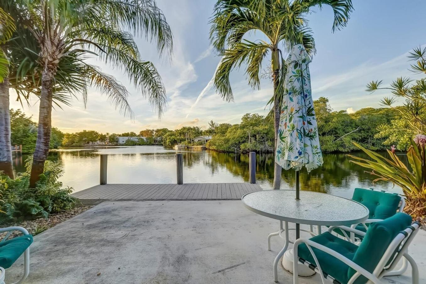 Waterfront Apartment Private Patio Pool Fort Lauderdale Exteriér fotografie
